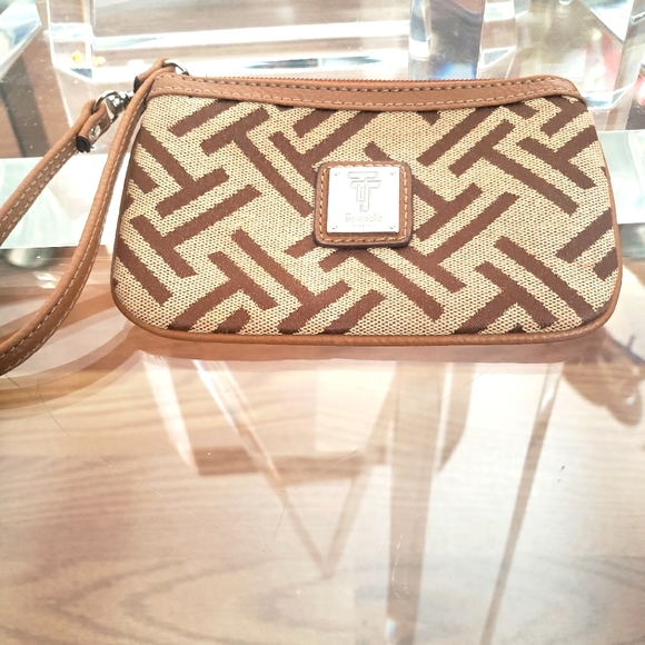 Tignanello canvas wristlet - Picture 1 of 1